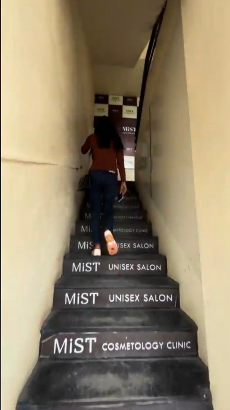 Entrance to MiST Unisex Salon, Kurnool